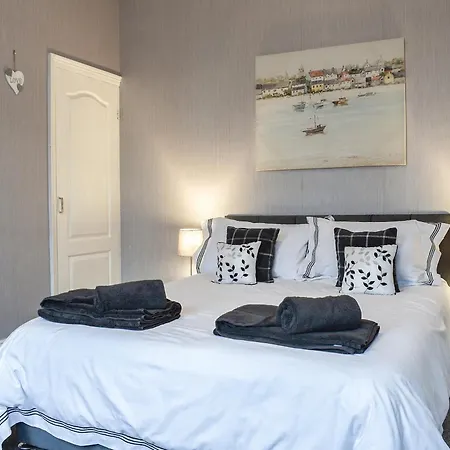 Deers Den Holiday home
